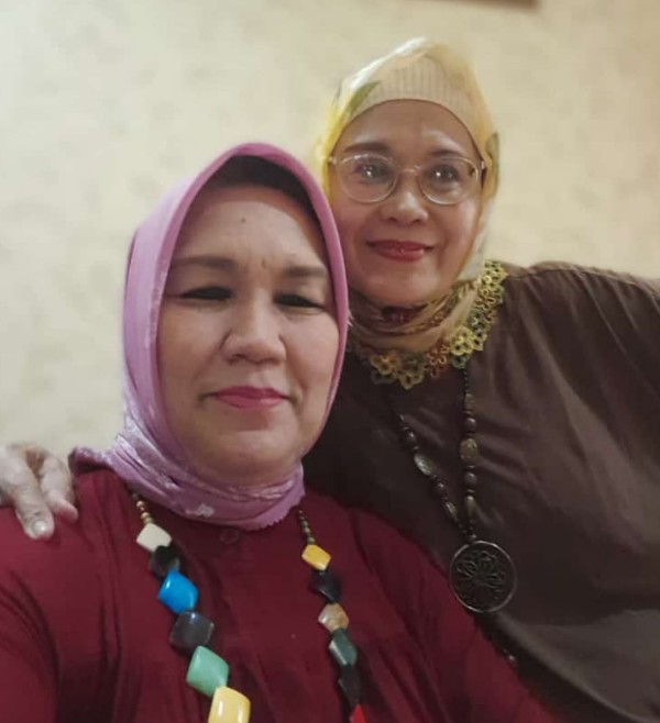 Ketua Majelis Taklim Al-Basyar Sumatera Selatan Hj Sri Haryanti