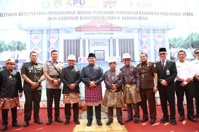 Gubernur Sumsel H Herman Deru di momen HUT ke-10 Tahun Kabupaten Muratara