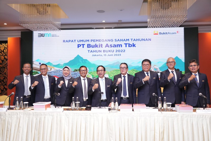 Jajaran Komisaris dan Direksi PT Bukit Asam Tbk dalam gelaran RUPS Tahunan, di Jakarta, Kamis 15 Juni 2023.