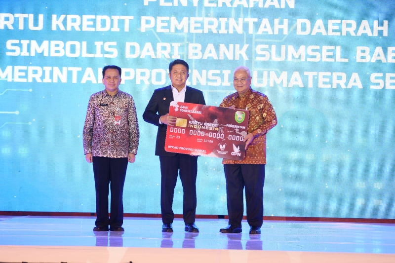 Gubernur Sumsel  Herman Deru melaunching Sistem Informasi Pemerintahan Daerah (SIPD) terintegrasi dengan Bank Sumsel Babel (BSB), di Ballroom Hotel Aryaduta Palembang, Kamis 15 Juni 2023.