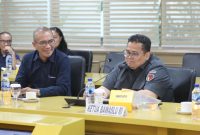 Ketua Bawaslu Rahmat Bagja  dan Ketua KPU Hasyim Asy'ari tengah membahas putusan Mahkamah Konstitusi (MK) Nomor Nomor 65/PUU-XXI/2023 di Gedung DPD, Jakarta, (29/8/2023).
