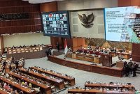 Polda Metro Jaya mengerahkan ribuan personel guna mengamankan jalannya Sidang Tahunan MPR dan pidato Kenegaraan Presiden dalam rangka HUT ke-78 Kemerdekaan Republik Indonesia di Gedung DPR/MPR RI, Tanah Abang, Jakarta Pusat