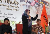 Anggota Bawaslu Lolly Suhenty saat memberikan sambutan saat membuka Media Gathering Bawaslu Tahun 2023, Kamis (3/8/2023) di Sukabumi, Jawa Barat.