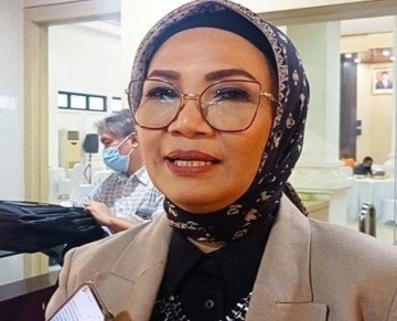 Ketua DPRD Sumsel Hj RA Anita Noeringhati SH MH 
