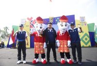 Gubernur Sumsel H Herman Deru resmi melaunching logo dan maskot Pekan Olahraga Pelajar Nasional (POPNAS) XVI Tahun 2023, di halaman Griya Agung Palembang, Senin (31/7).