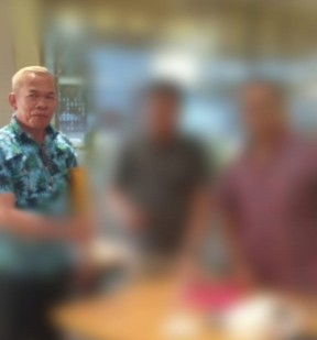 Kuasa Hukum Pemkab OKU Timur Herwani melakukan pertemuan dengan Kuasa Hukum H Ali Imran untuk melakukan pembayaran ganti rugi lahan di daerah Lampung