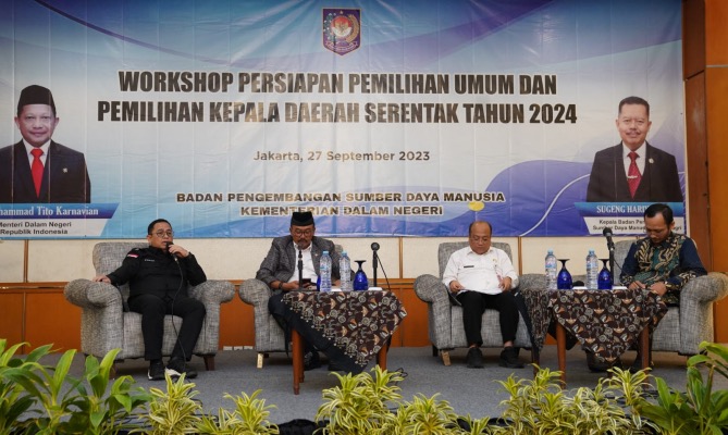 Anggota Bawaslu RI, Puadi saat Workshop Persiapan Pemilu dan Pilkada Serentak 2024 yang digelar Badan Pengembangan Sumber Daya Manusia Kemendagri, Rabu (27/9/2023)