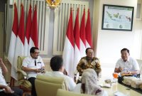 Kepala BPJPH M. Aqil Irham bertemu dengan Kepala BAPANAS Arief Prasetyo Adi di Jakarta, Selasa (5/9/2023)