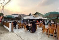 Suasana pengunjung saat Launching Cafe Danar 17 di Talang Gading, Kecamatan Kalidoni, Palembang