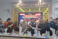 Barang bukti [BB] narkoba jenis sabu-sabu sebanyak 10 kilogram, 1395 butir pil ekstasi, hingga 7 kilogram dimusnahkan Satuan Reserse [Satres] Narkoba Polrestabes Palembang. 