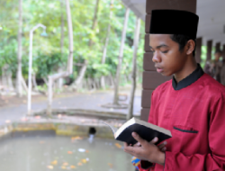 Mengenal Sosok Iman Yamin, Viral Baca Quran