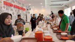 Mau Bakso Super Enak Ala Prasmanan, Samperin Bakso Malang ‘ENGGAL’ Hadir di Kota Empek-empek