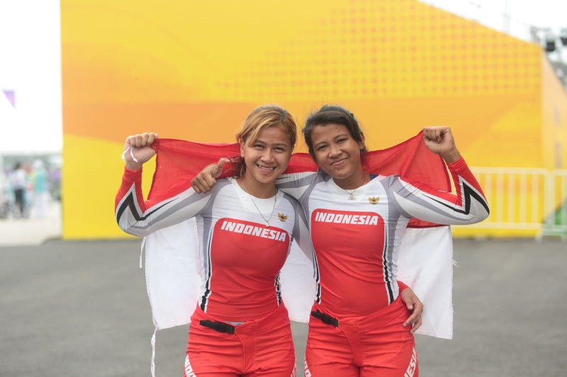 Pebalap putri Indonesia Sifa Amellya Nur akhirnya berhasil menambah medali emas Indonesia di ajang Asian Games 2022 Hangzhou