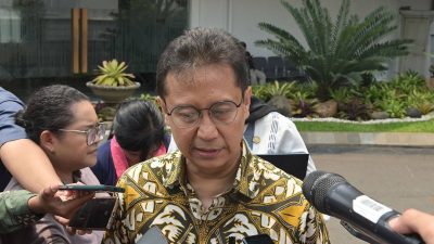 Menkes Budi Gunadi Sadikin memberikan keterangan pers, Jumat (06/10/2023), di Jakarta. (Foto: Humas Setkab)