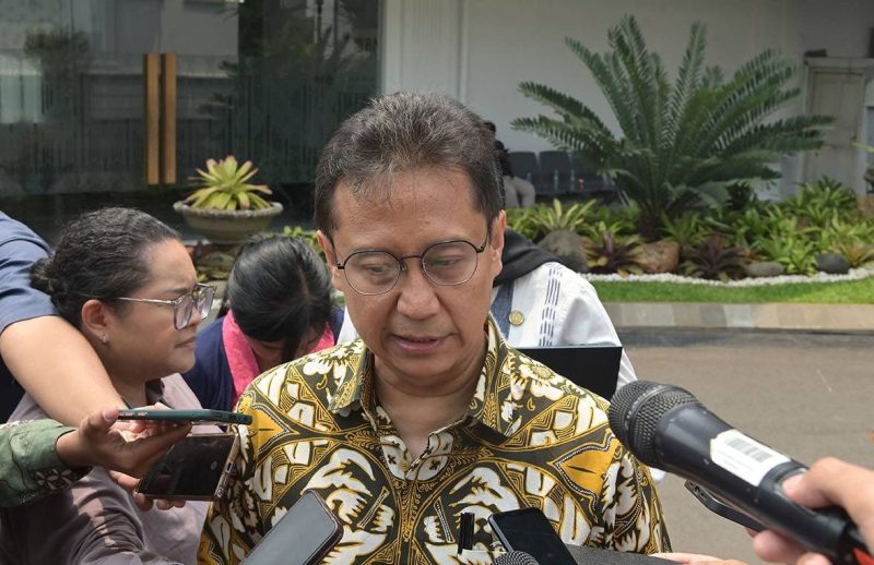 Menkes Budi Gunadi Sadikin memberikan keterangan pers, Jumat (06/10/2023), di Jakarta. (Foto: Humas Setkab)