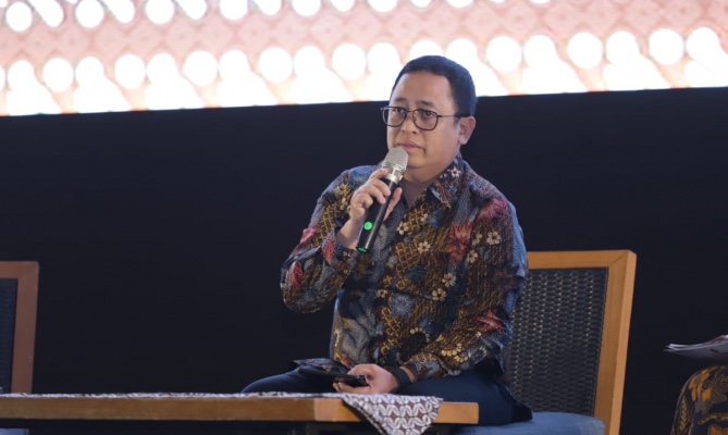 Anggota Bawaslu Puadi dalam Dialog Kebangsaan di Solo, Jawa Tengah, Selasa (17/10/2023)