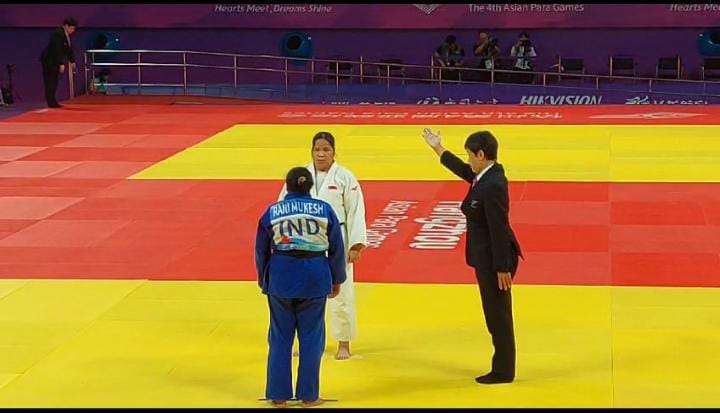 Atlet judo Indonesia, Roma Siska Tampubolon mampu merebut medali emas pada nomor +70 kg J1