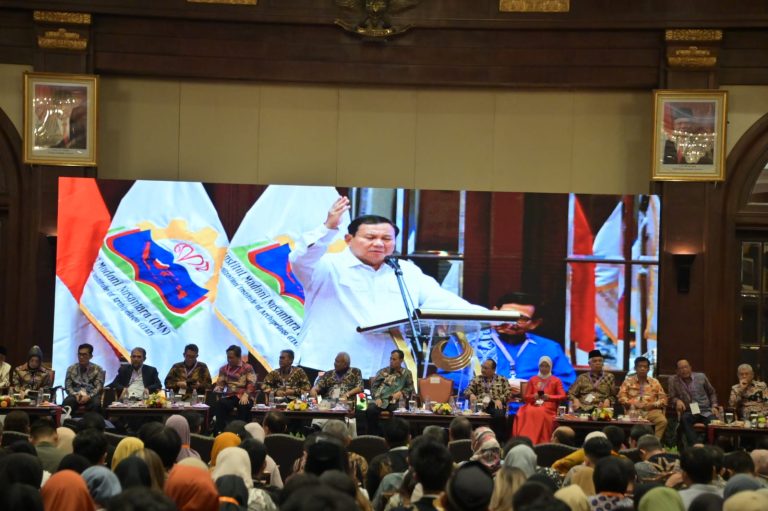 Menhan RI, Prabowo Suubianto menjadi keynote speaker Seminar Nasional Kebangsaan yang diselenggarakan Institut Madani Nusantara (IMN) di Jakarta, Sabtu (30/9)