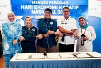 Menparekraf/Kabaparekraf, Sandiaga Salahuddin Uno menandatangani Keputusan Menteri tentang Hari Ekonomi Kreatif Nasional yang ditetapkan jatuh pada setiap 24 Oktober