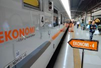 Guna menyukseskan event HeroRun di Surabaya, PT Kereta Api Indonesia (Persero) menghadirkan promo 10% untuk kelas eksekutif, bisnis, dan ekonomi