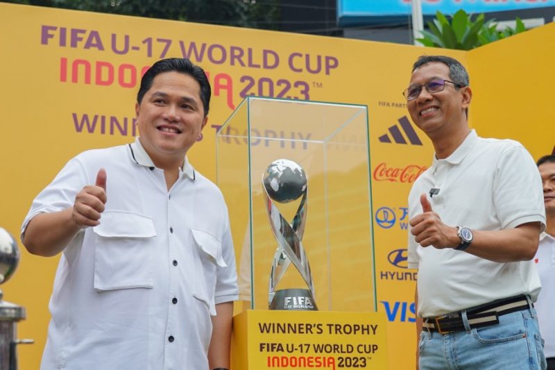 Ketum PSSI, Erick Thohir saat Trophy Experience Piala Dunia U-17 2023