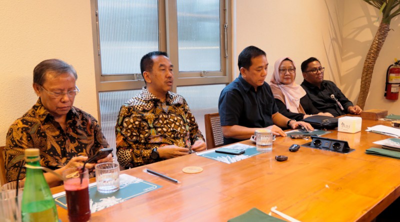 PT Angkasa Pura II menggelar pertemuan dengan PHRI Jabar dan Asita Jabar di Bandung, Selasa (17/10/2023)