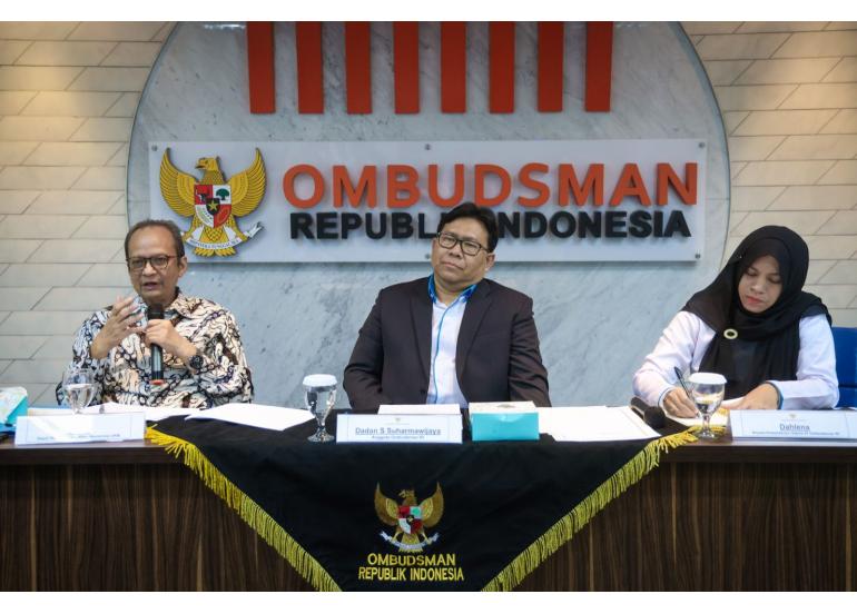 Deputi Bidang Usaha Mikro KemenKopUKM Yulius dalam konferensi pers tentang “Persoalan Akses KUR Bagi UMKM Berbasis Pengaduan Posko Bersama