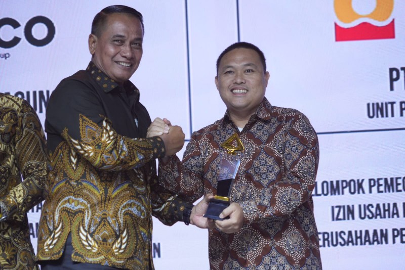 PT Bukit Asam Tbk [PTBA], anggota Grup MIND ID yang mengelola komoditas batu bara, berhasil meraih dua penghargaan dalam ajang Subroto Award 2023.