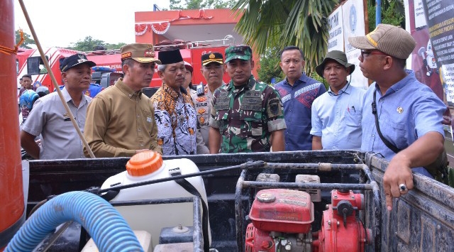 Pj Walikota Palembang Ratu Dewa meninjau posko terpadu Kecamatan Sematang Borang, Kamis 12 Oktober 2023.