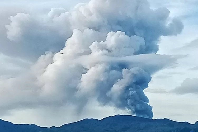 Erupsi Gunung Dukono