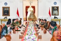 Presiden Jokowi menerima kunjungan Pengurus Besar Himpunan Mahasiswa Islam (PB HMI) di Istana Merdeka, Jakarta, Rabu (08/11/2023). (Foto: BPMI Setpres)