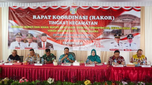 Bupati Banyuasin, H Askolani Jasi lakukan agenda Rapat Koordinasi Tingkat Kecamatan [Rakorcam] Tahun 2023 sekaligus launching UKM Desa dan Dokter Masuk Desa [DMD] Program Bupati dan Wakil Bupati Banyuasin di Desa Pematang Palas, Kecamatan Banyuasin I, Kamis 10 Agustus 2023.