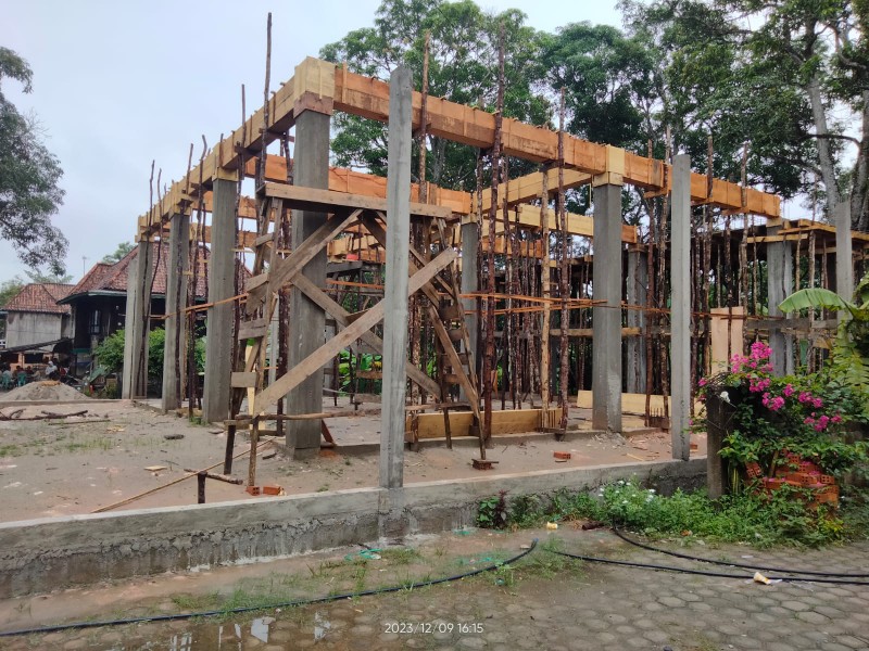 Keinginan masyarakat desa Kota Daro II memiliki Masjid akhirnya dapat terwujud pembangunannya melalui Dinas Perumahan Kawasan Permukiman dan Pertanahan [Disperkimtan] Ogan Ilir.