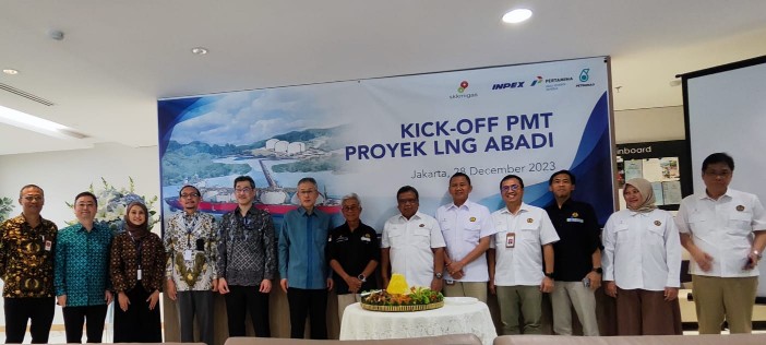 Gelaran Kickoff PMT Proyek LNG Abadi bersama SKK Migas di Jakarta, Kamis 28 Desember 2023.