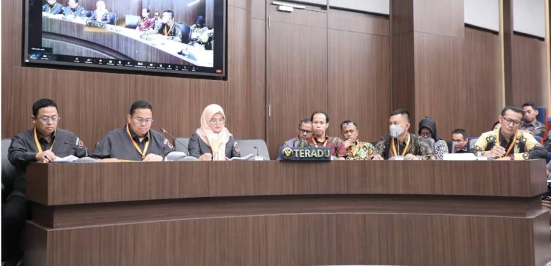 DKPP menggelar sidang pemeriksaan dugaan pelanggaran Kode Etik Penyelenggara Pemilu (KEPP) untuk perkara Nomor 143-PKE-DKPP/XII/2023, di Ruang Sidang DKPP, Jakarta, Senin (22/1/2024)