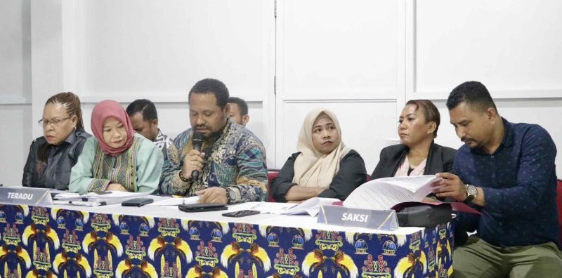 DKPP menggelar sidang pemeriksaan dugaan pelanggaran Kode Etik Penyelenggara Pemilu perkara nomor 142-PKE-DKPP/XII/2023 di Kantor KPU Provinsi Papua Barat Daya, Kota Sorong