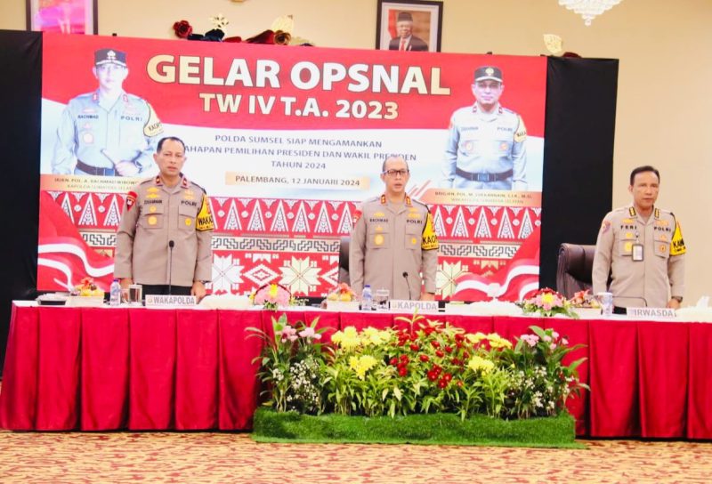 Kapolres Lahat AKBP God Parlasro Sinsitor Sinaga SH SIK MH menghadiri gelaran Operasional Tahapan Pemilu Berlanjut yang dibuka langsung Kapolda Irjen Pol Albertus Rachmad Wibowo SIK di Mapolda Sumsel, Jumat 12 Januari 2024.