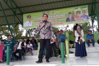PJ Bupati Muhammad Farid SSTP MSi menyempatkan hadir sekaligus membuka langsung Turnamen Sepakbola antar Kelurahan dengan usungan tema 'Piala Pagar Agung Cup Lahat 2024', Jumat 12 Januari 2024.