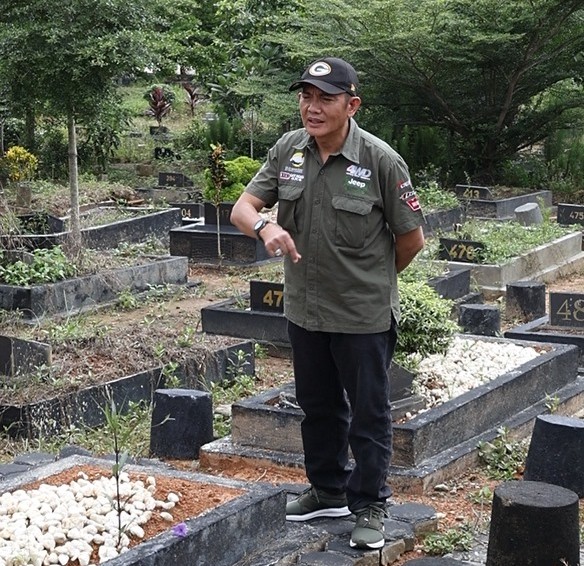 PJ Sekda Kota Palembang Gunawan meninjau langsung kondisi TPU Gandus pada Sabtu 13 Januari 2024.