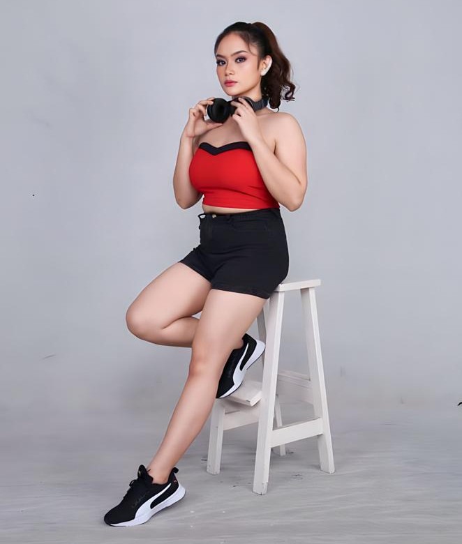 DJ Ulya dari Jakarta