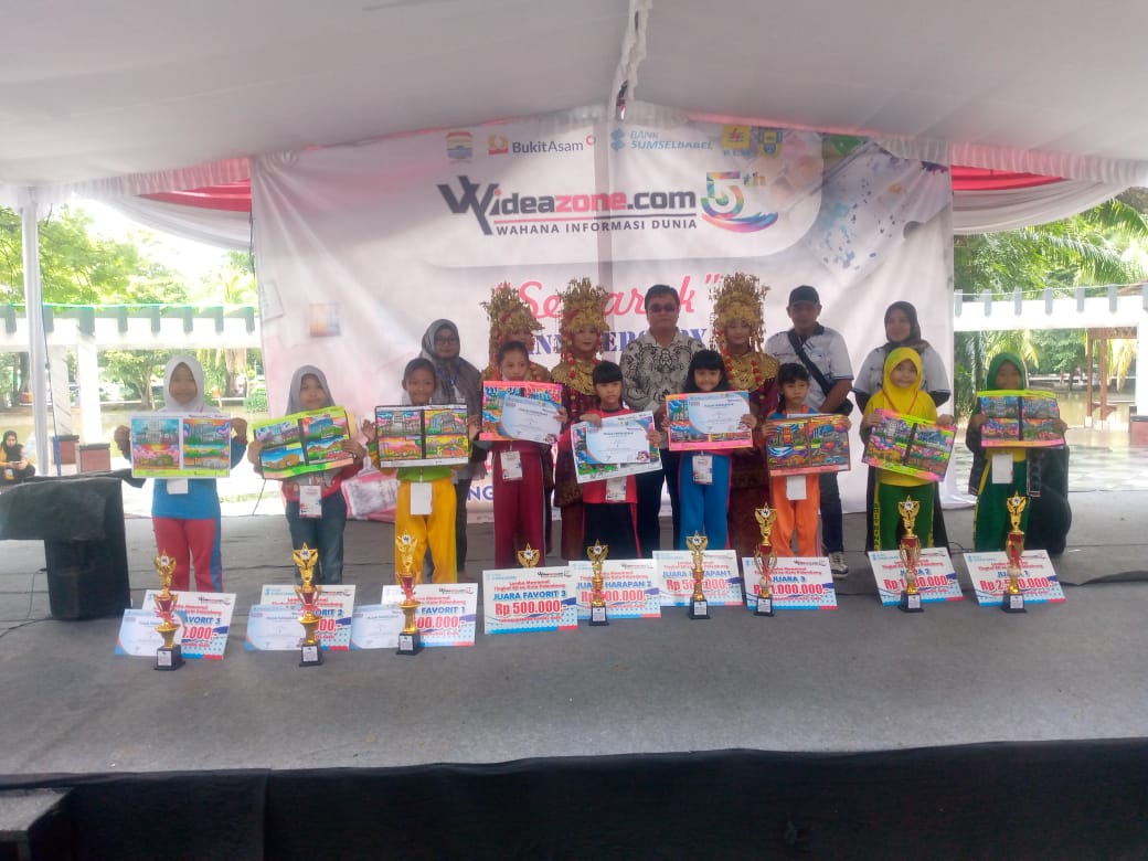 Juara Lomba Mewarnai Tingkat SD se-Kota Palembang yang diselenggarakan WIDEAZONE.com & ZOOM POST di Kambang Iwak Family [KIF] Park Jalan Tasik, Kecamatan Bukit Kecil, Minggu 25 Februari 2024