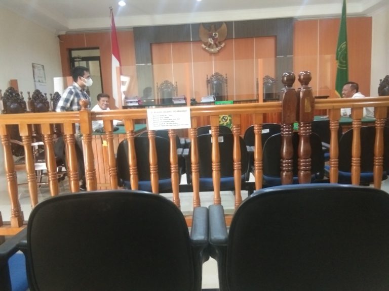 Sidang lanjutan Gugatan PT PBI versus PT CMI dengan agenda mendengarkan keterangan saksi ahli PT CMI tertunda