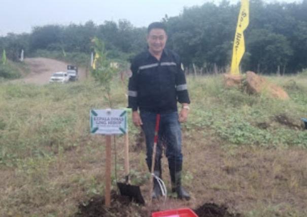 DLH PALI bersama Dinas Kehutanan Sumsel Lakukan Penanaman Pohon Serentak