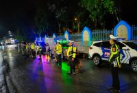 Kabag Ops Polres Lahat Kompol Aan. Sumardi SE MM bersama personel Kodim 0405, Satpol PP dan Pemkot melakukan Patroli Stasioner.