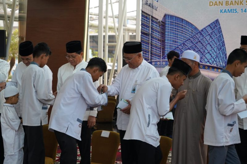 Aksi Sosial Bank SumselBabel Selama Ramadhan 1445 Hijriah/2024 Masehi Gapai Keberkahan Ilahi