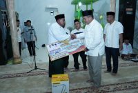 Wakil Bupati [Wabup] Asahan Taufik Zainal Abidin Siregar SSos MSi menggelar Safari Ramadhan 1445 Hijriah di Masjid Raya Pekan Sei Kepayang, Senin 18 Maret 2024.