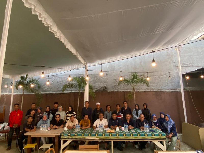 13 DPC Partai Nasional Demokrat [NasDem] menyatakan Mosi Tidak Percaya terhadap Fitrianti Agustinda selaku Ketua NasDem Kota Palembang.