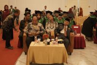 Wakil Bupati Asahan Taufik Zainal Abidin Siregar mengikuti prosesi Sidang Senat Terbuka Wisuda Sarjana Angkatan X Sekolah Tinggi Ilmu Ekonomi Muhammadiyah Asahan (STIE MA) di Ballroom Hotel Antariksa Kisaran, Sabtu 20 Maret 2024
