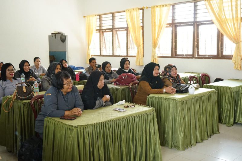Bupati Asahan Sambangi dan Silaturahmi dengan kepala UPTD SD-SMP Negeri se Kecamatan Pulo Bandring dan Meranti yang bertempat di aula UPTD SMP Negeri 1 Meranti Senin 12 Februari 2024.