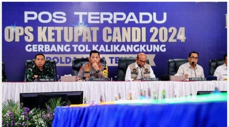 Kapolri Jenderal Listyo Sigit Prabowo dalam jumpa pers di GT Kalikangkung, Jawa Tengah, Rabu 3 April 2024.